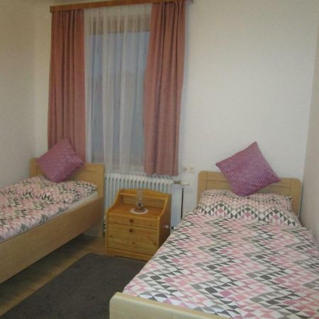 Dorfwirtshaus Rauch Hotel Eschabruck Екстериор снимка