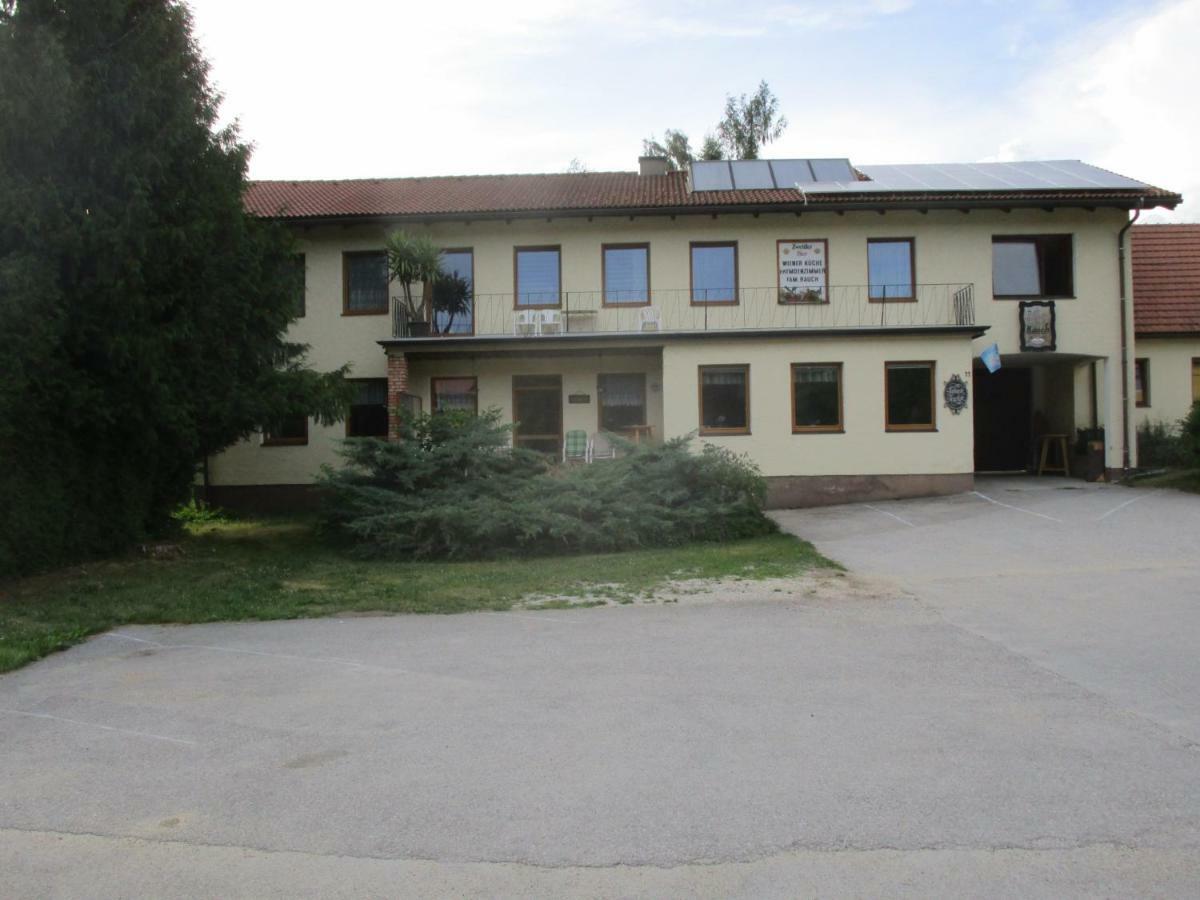 Dorfwirtshaus Rauch Hotel Eschabruck Екстериор снимка