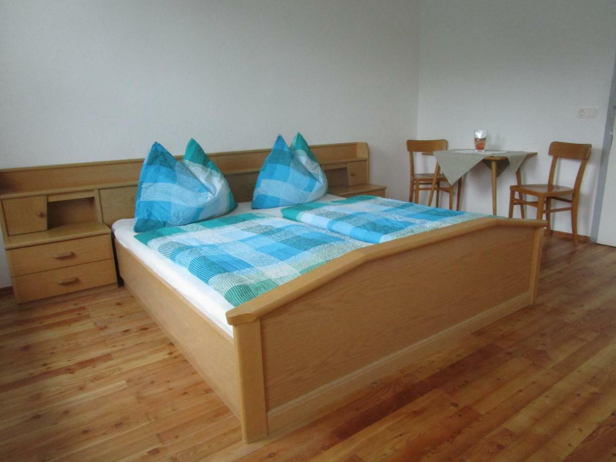 Dorfwirtshaus Rauch Hotel Eschabruck Екстериор снимка