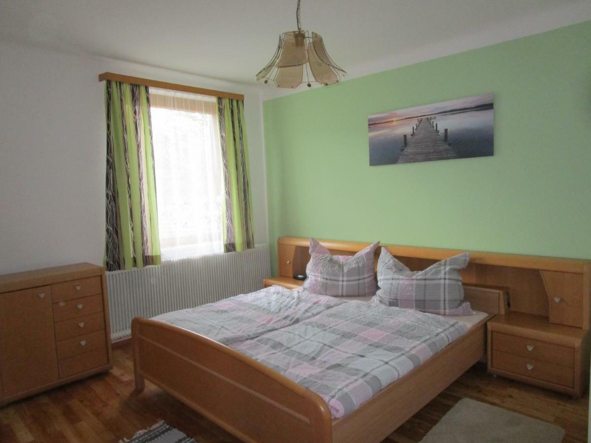 Dorfwirtshaus Rauch Hotel Eschabruck Екстериор снимка