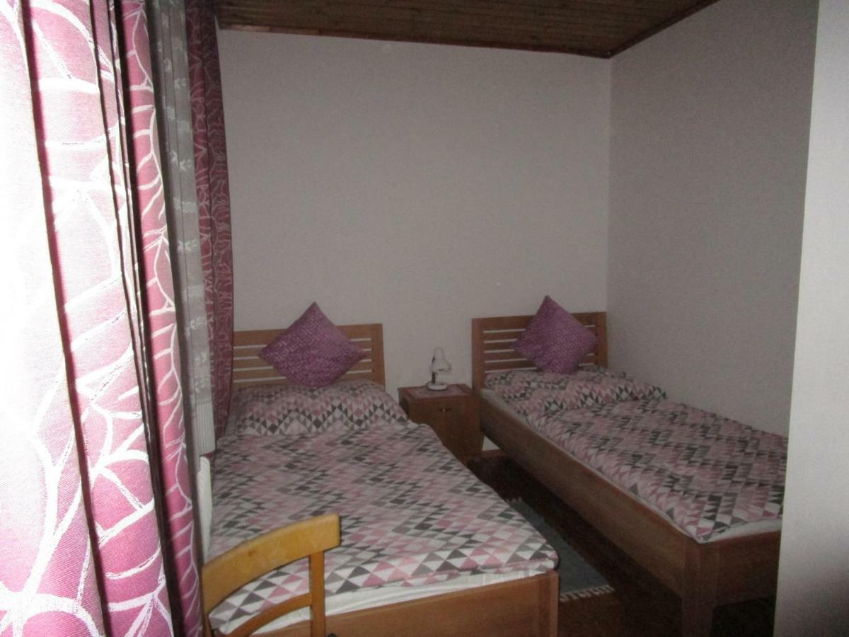Dorfwirtshaus Rauch Hotel Eschabruck Екстериор снимка