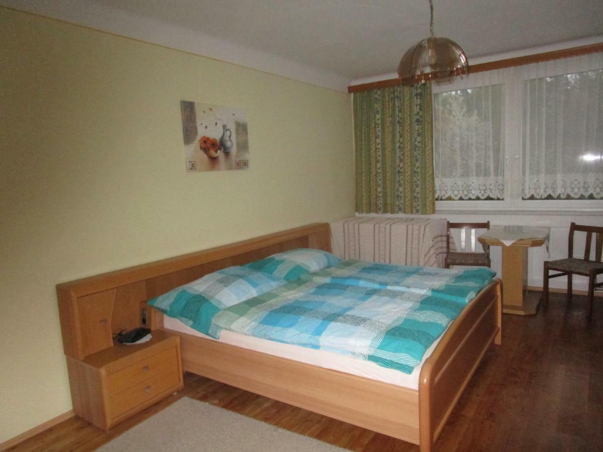 Dorfwirtshaus Rauch Hotel Eschabruck Екстериор снимка
