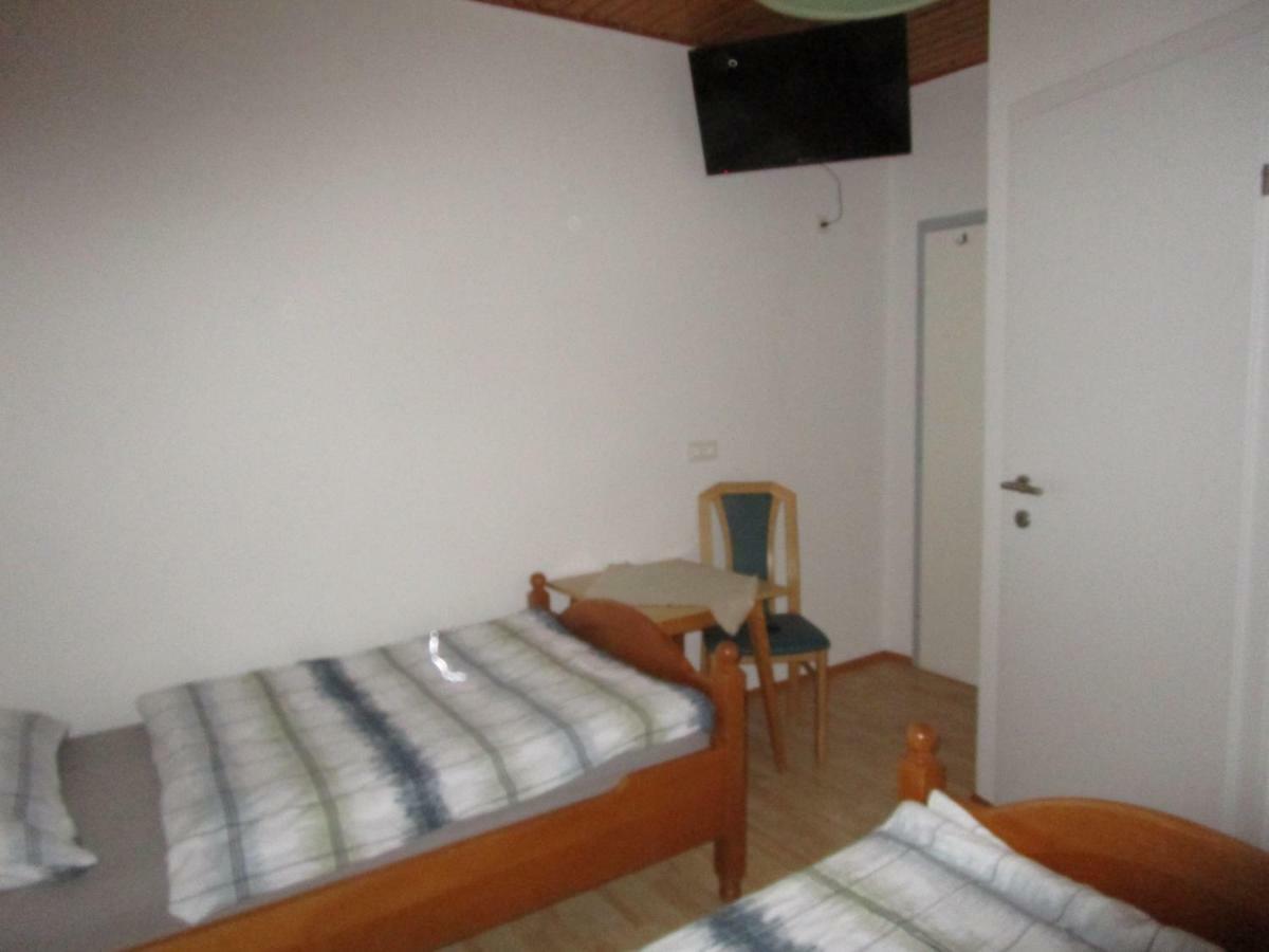 Dorfwirtshaus Rauch Hotel Eschabruck Екстериор снимка