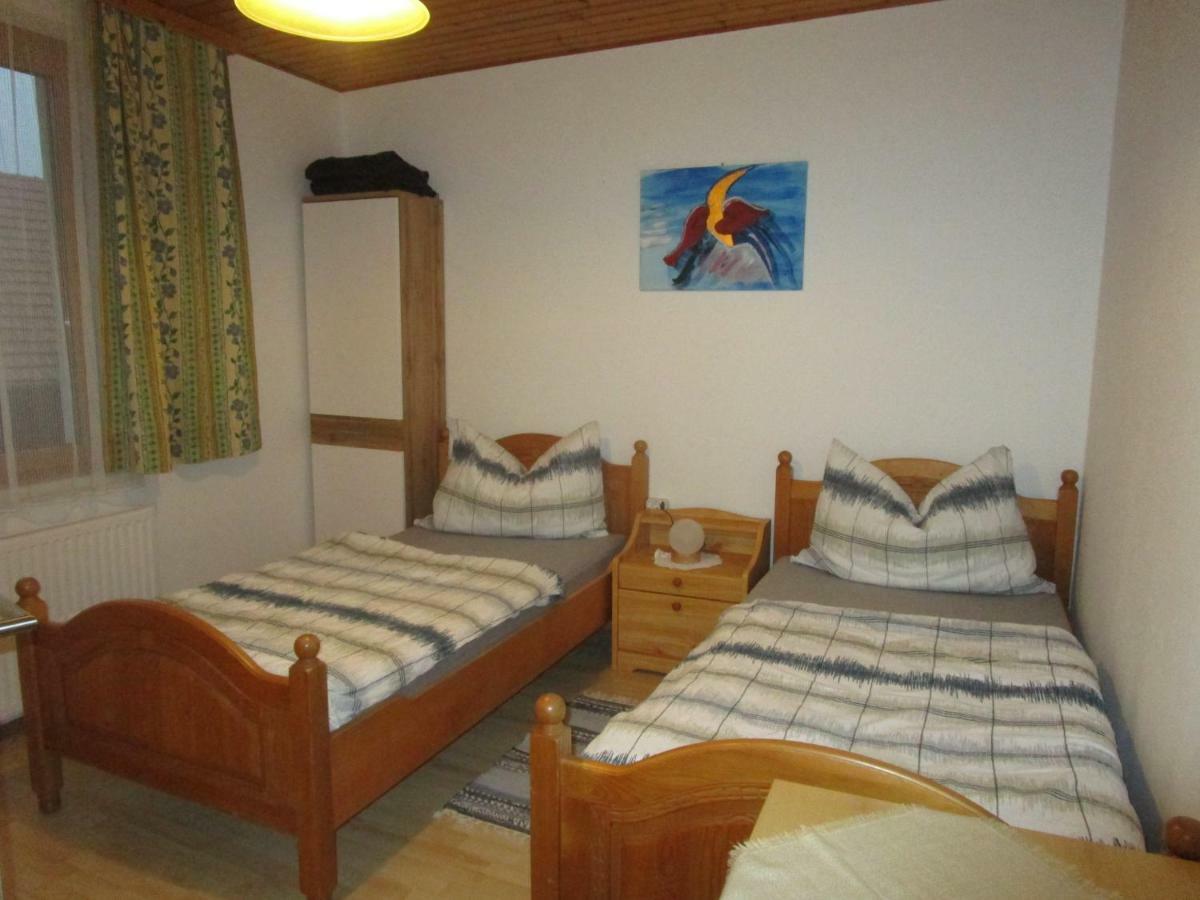 Dorfwirtshaus Rauch Hotel Eschabruck Екстериор снимка