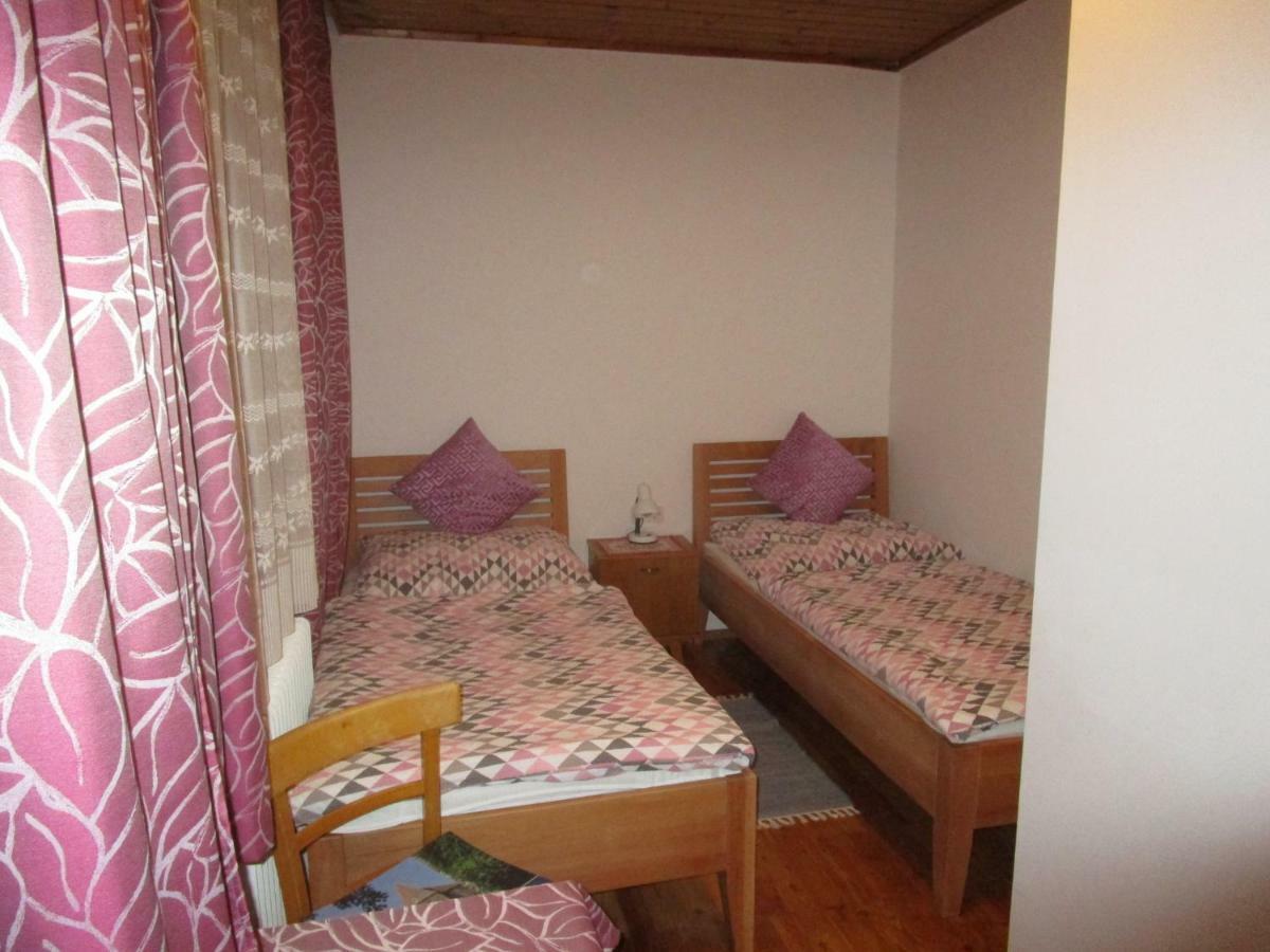 Dorfwirtshaus Rauch Hotel Eschabruck Екстериор снимка